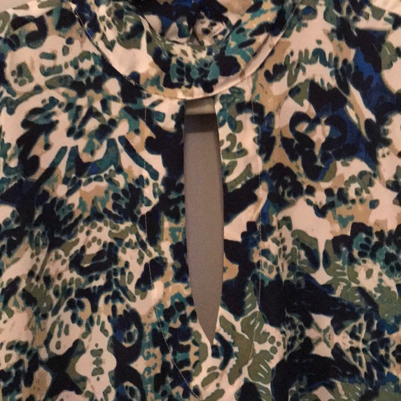 Fun Blouse - Picture 2 of 4